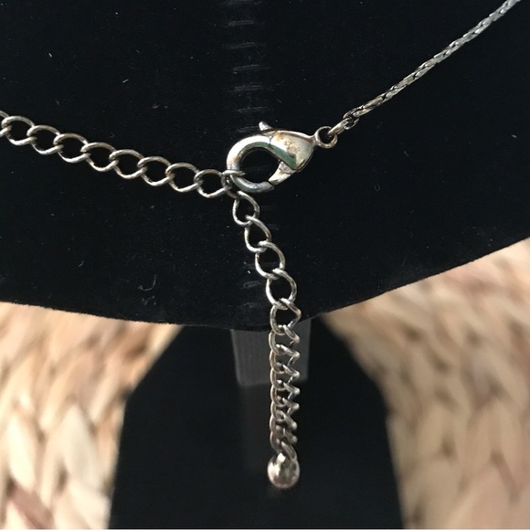 Vintage Pendant Necklace - Picture 5 of 6